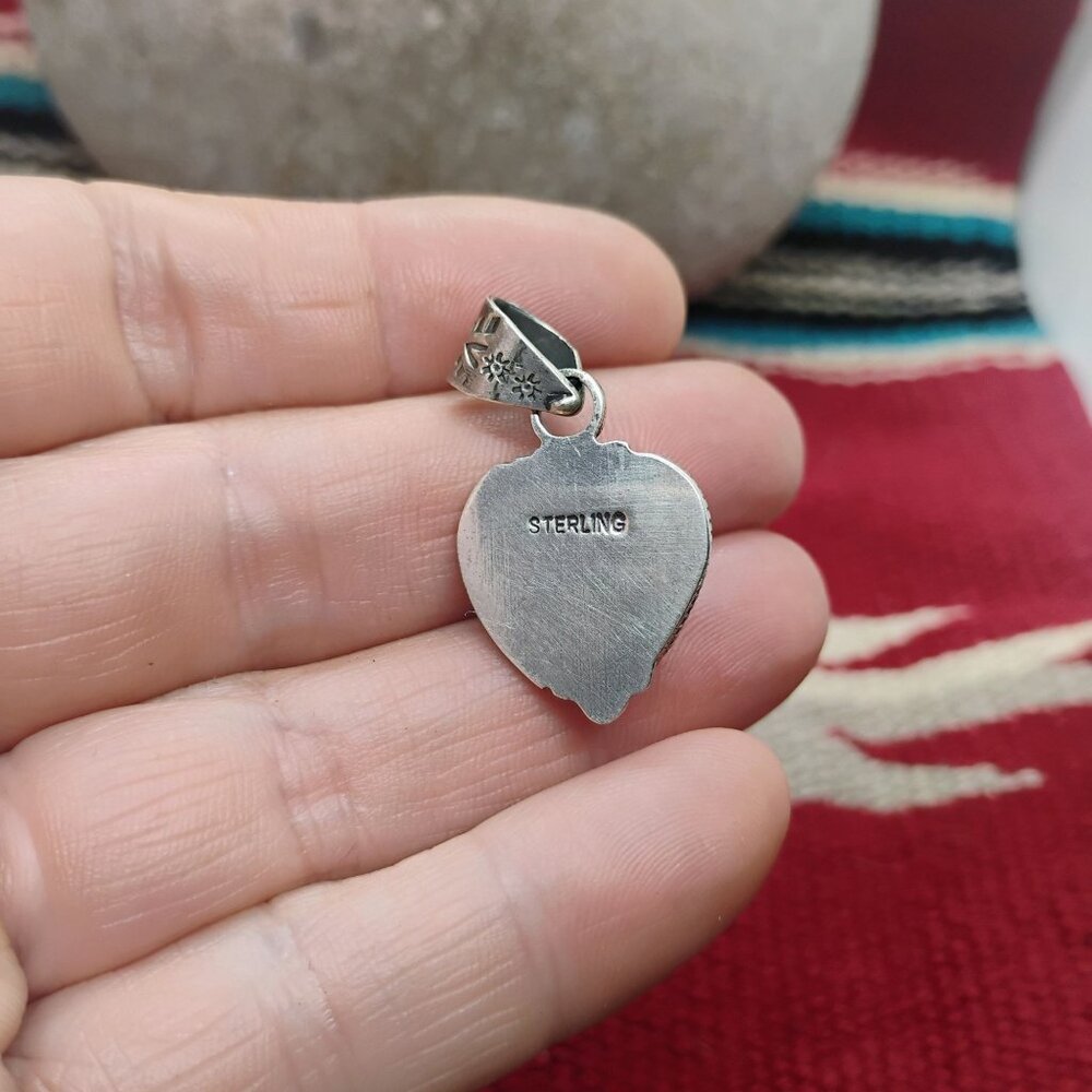 Southwest Sterling Silver Aqua Green Kingman Turquoise Heart Shaped Pendant - Picture 4 of 6